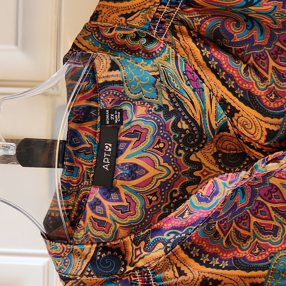 Apt. 9 Brown Paisley Long-sleeved Blouse Size 2X - Picture 3 of 9